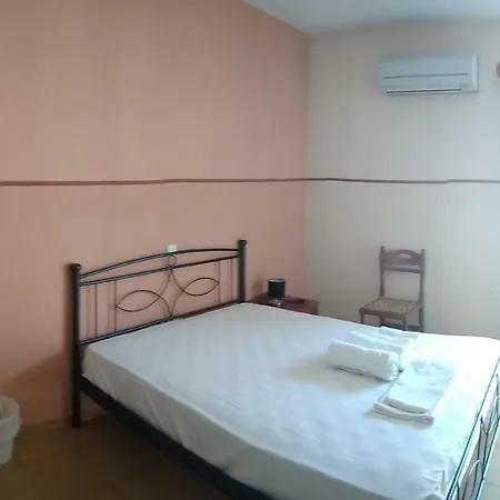 Manolia Apartman *