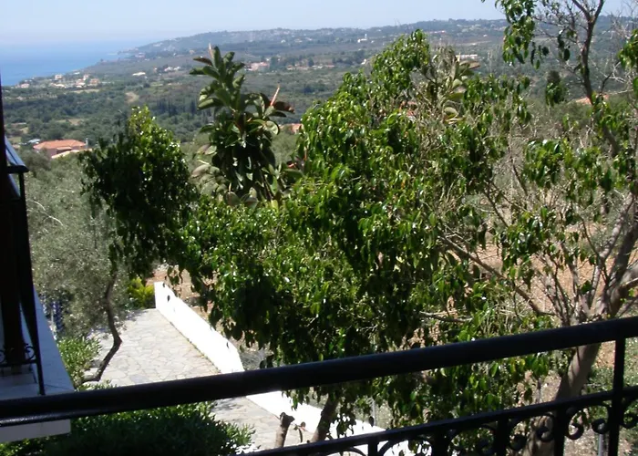 Manolia Appartement *