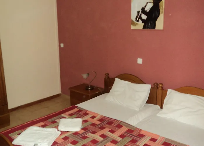 Manolia Trapezaki (Kefalonia)