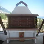 Manolia Trapezaki (Kefalonia)